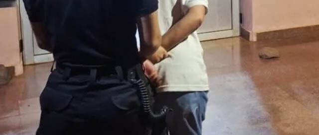 Oberá: detuvieron a una mujer tras amenazar e intentar agredir con un cuchillo a su hija