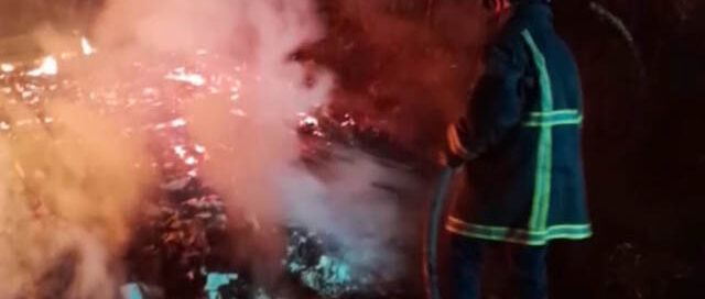 Incendio afectó una vivienda deshabitada en Bernardo de Irigoyen