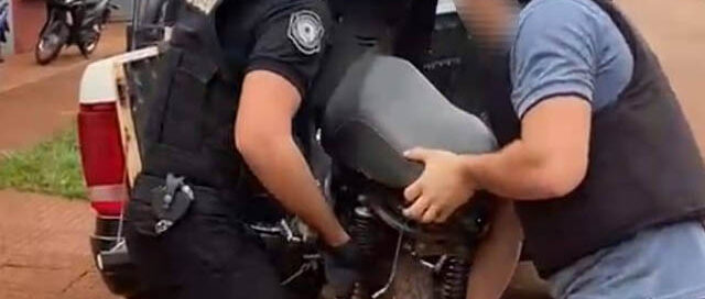 Andresito: lo filmaban haciendo “willys” frente a escuelas y le secuestraron la moto tras un allanamiento